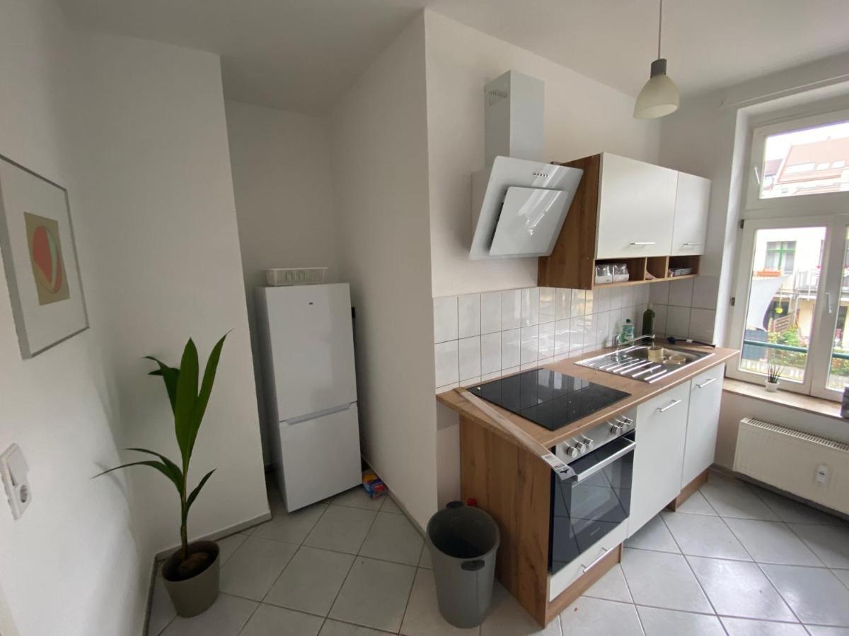 Schoene, Ruhige Zweiraumwohnung Im Angesagten Altlindenau ไลป์ซิก ภายนอก รูปภาพ