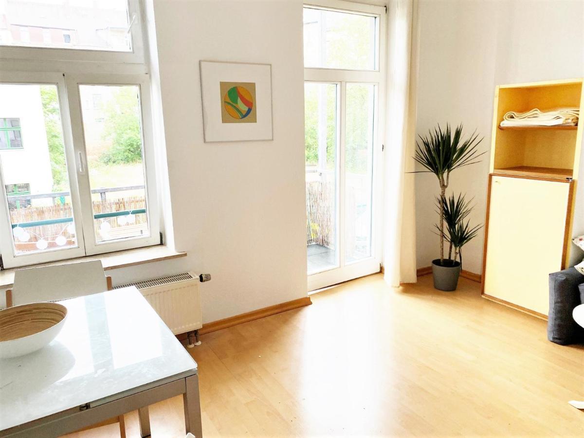 Schoene, Ruhige Zweiraumwohnung Im Angesagten Altlindenau ไลป์ซิก ภายนอก รูปภาพ