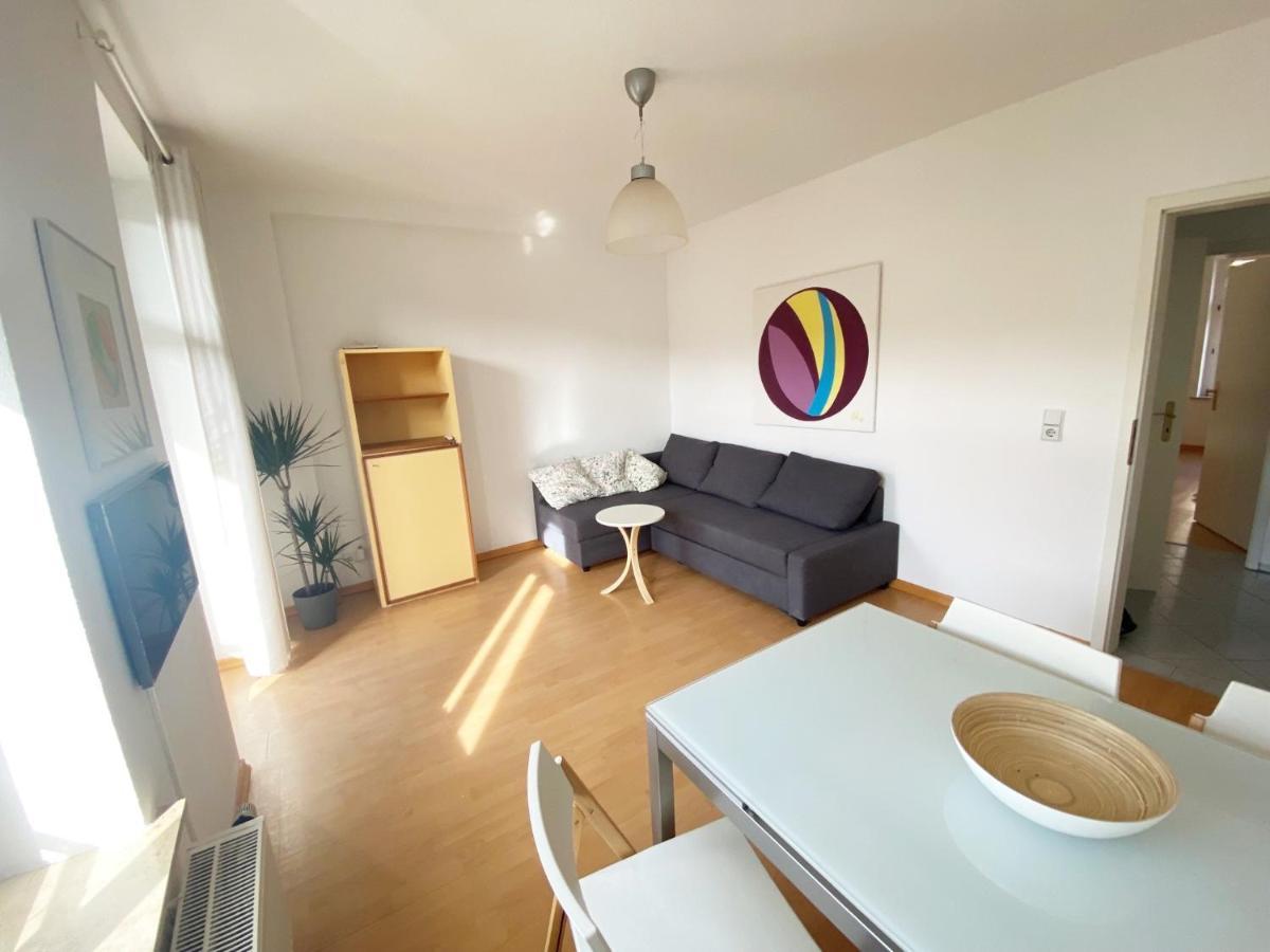 Schoene, Ruhige Zweiraumwohnung Im Angesagten Altlindenau ไลป์ซิก ภายนอก รูปภาพ